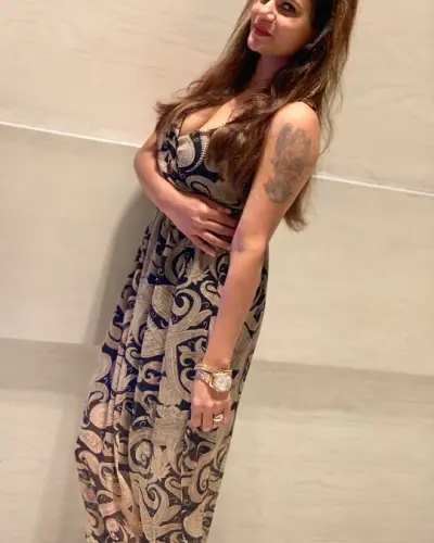 Bhatpar Rani Escort